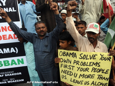 Pakistanezi islamisti din grupul Pasban