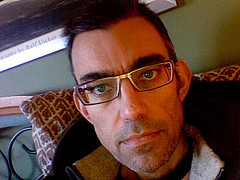 Mesaje de dincolo. A postat pe blogul sau la o zi dupa ce a murit