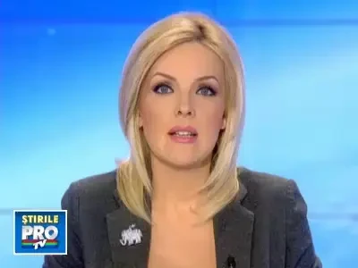 Tinerii liberali cu tepele in Piata Victoriei: Iesi afara, javra ordinara