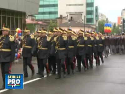 De Ziua Europei, bucurestenii au dat din coate sa ajunga la sarmale