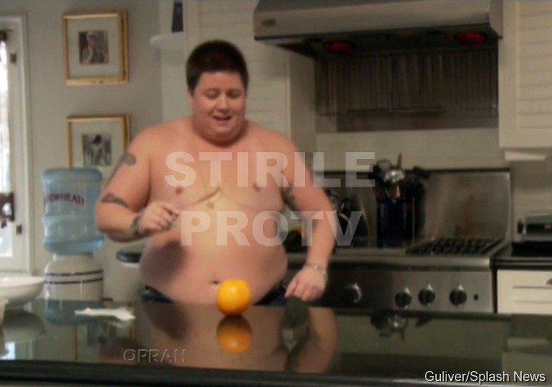 Fiica Angelinei Jolie vrea sa fie baiat. Fiul lui Cher se ofera sa o ajute