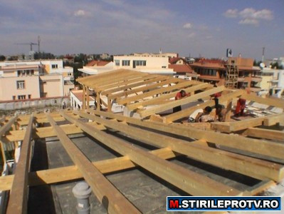 Accident de munca in Bistrita: un barbat a cazut de la 3 metri inaltime