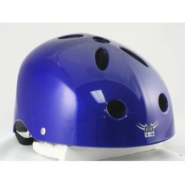 Afla ce fel de casca trebuie sa cumperi ca sa mergi in siguranta pe role