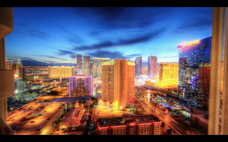 VIDEO HD: Explozie de lumina si culoare. Cel mai tare video facut din poze