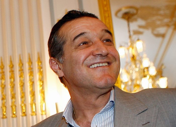 Gigi Becali, fara familie la implinirea celor 53 de ani: "Imi petrec ziua cu Isus si Sf. Gheorghe"