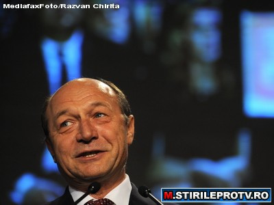 Basescu da replica in instanta, intr-un proces legat de drogurile usoare
