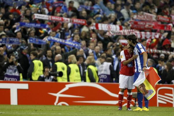 Impresionant. Sapunaru i-a dedicat lui Nesu victoria din finala EL