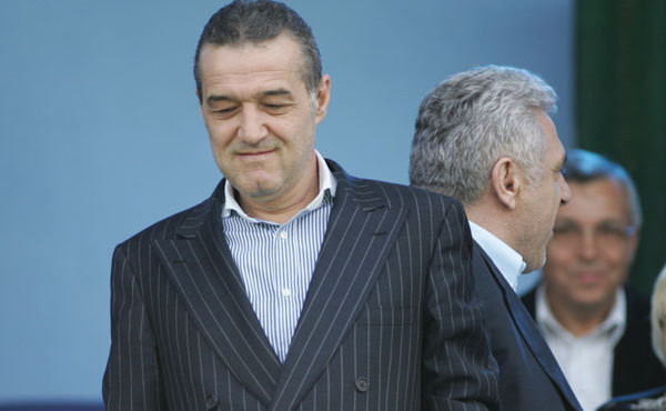 Motivul pentru care Gigi Becali s-a certat cu varul Giovani