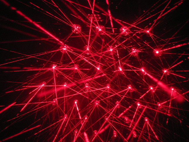 Au redefinit viteza. Nemtii au transferat 7000 de DVD-uri intr-o singura secunda