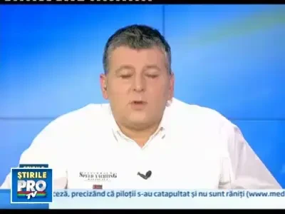 La un pas de tragedie. S-a trezit pe marginea unui pod, izbita in plin de o alta masina
