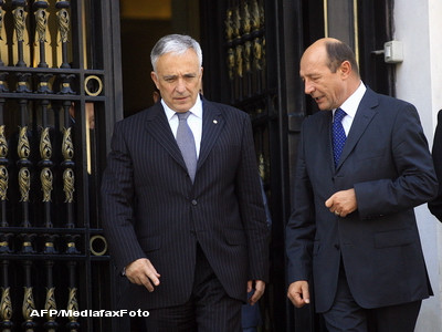 Se cauta solutii pentru a mentine Romania pe linia de plutire. Ce ne asteapta in 2012