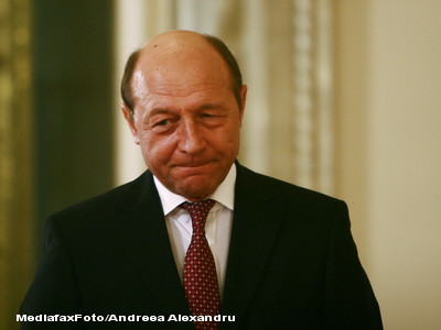 Basescu: "Ce s-a intamplat cu disponibilizarile MAI e un semn de slabiciune a coalitiei"
