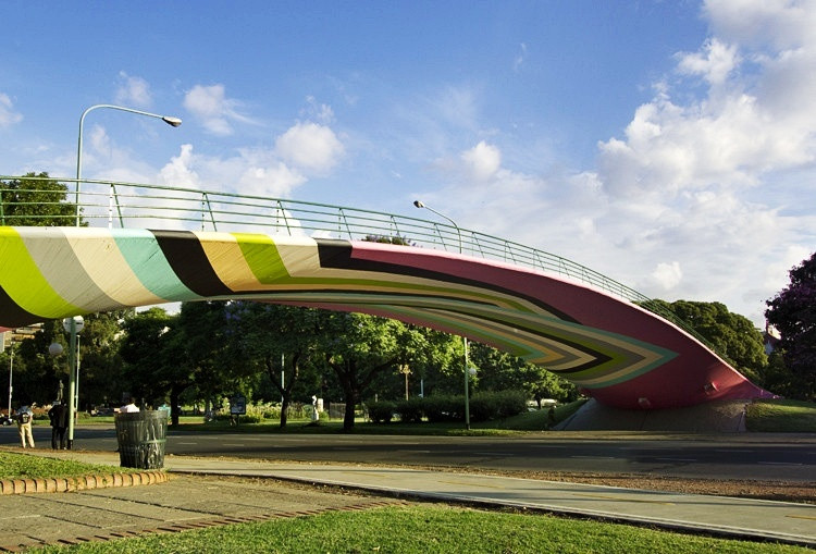 Strazi transformate in opere de arta gigantice