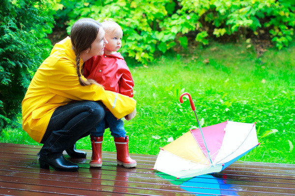 Mamici celebre, cu fete de copii. Proiectul trasnit al unui fotograf