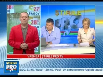 Natura dezlantuita: locuinte inundate,masini distruse si un tren deraiat. Ploaia,la putere pana luni