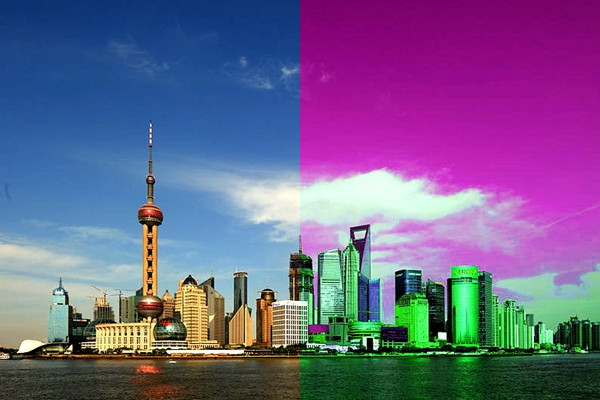 FOTO INTERACTIVE. Da pagina istoriei cu mana ta. Orasele spectacol, foste pustietati