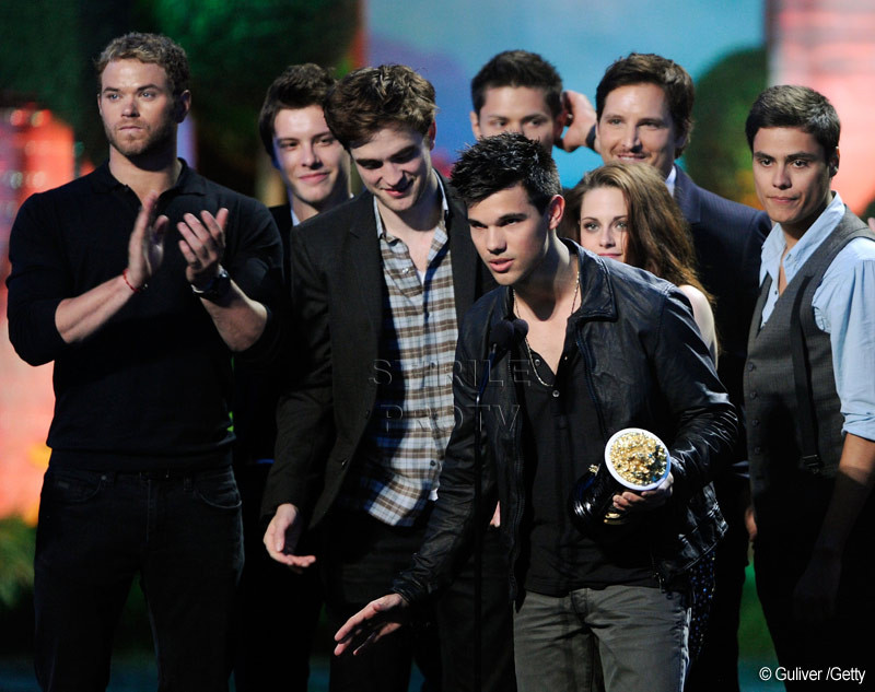 "Saga Amurg: Eclipsa", cel mai premiat film la MTV Movie Awards 2011. Vezi aici LISTA CASTIGATORILOR