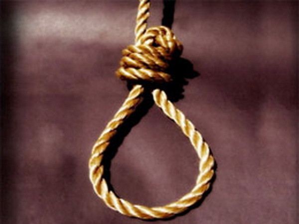 Blestemul frumusetii. Medicii au lasat-o sa moara pentru ca arata prea bine