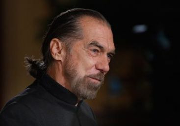 De la copil al strazii la miliardar. Si-a construit un imperiu cu 700 de dolari imprumutati