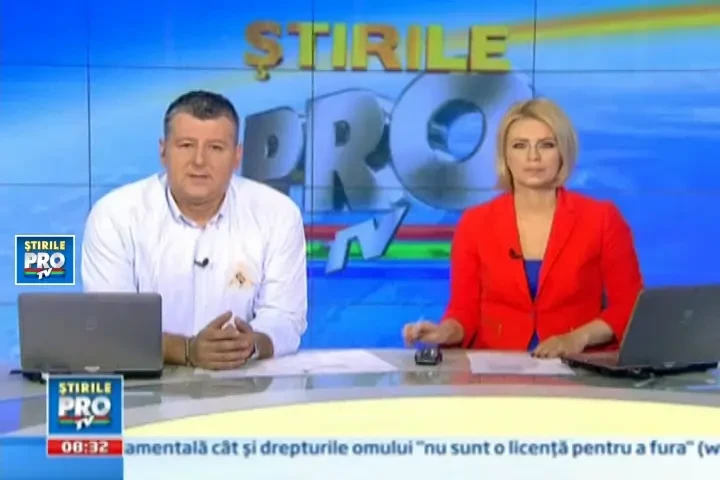 "Larry Crowe", revelatia verii. Filmul ii aduce impreuna pe Julia Roberts si Tom Hanks