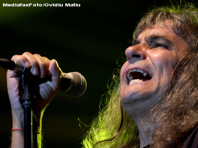 Legendarii de la IRIS vor canta in deschiderea concertului Alice Cooper de pe 14 iunie