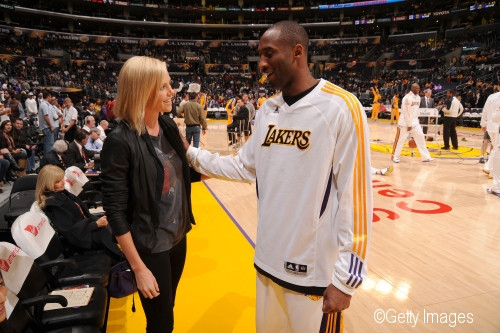 GALERIE FOTO / Nu le poti rata in tribune! Ele sunt cele mai celebre suporterite!