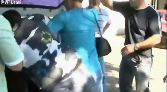 Pedeapsa pe masura. Ce se intampla cand un violator este prins de fratele victimei sale. VIDEO