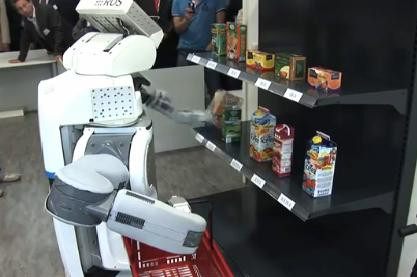 Cand filmele devin realitate. Robotii care gatesc micul dejun si merg la cumparaturi. VIDEO