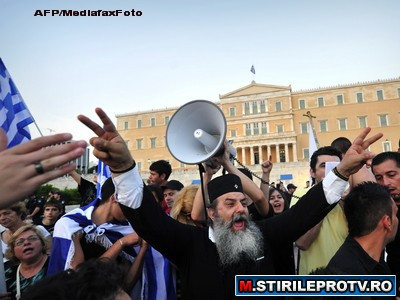Grecii refuza sa-si mai plateasca impozitele: "Statul nu face decat sa ne fure banii"