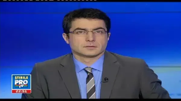 Ursii invadeaza statiunile de pe Valea Prahovei. Locuitorii, disperati. Edilii nu au bani sa ii mute