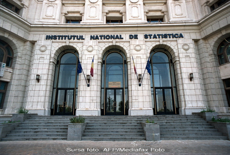 Iliescu sustine ca sunt 15-16 MILIOANE de romani cu drept de vot. Ce spune Traian Basescu