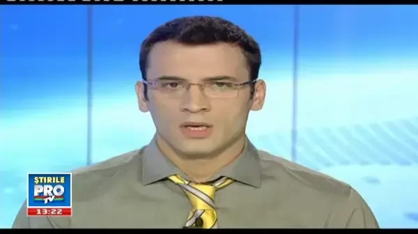 O femeie a lesinat pe treptele Palatului Victoria