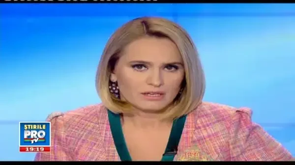 Vicepresedinta INS, Beatrix Gered, a lesinat pe scarile Palatului Victoria