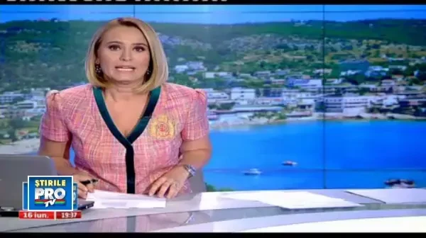 Situatia ramane tensionata in Grecia. Premierul Papandreou a anuntat ca va remania guvernul