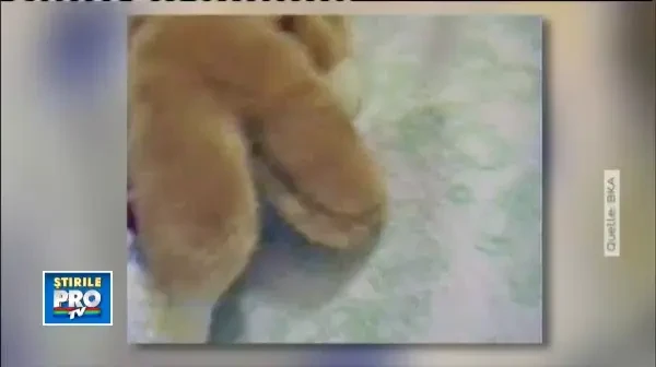 Pedofilul care e cautat in intreaga Germanie. S-a FILMAT cand viola o fetita de cateva luni