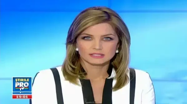 Patru morti in Iasi. Un tren a facut bucati un Opel al carui sofer nu s-a asigurat