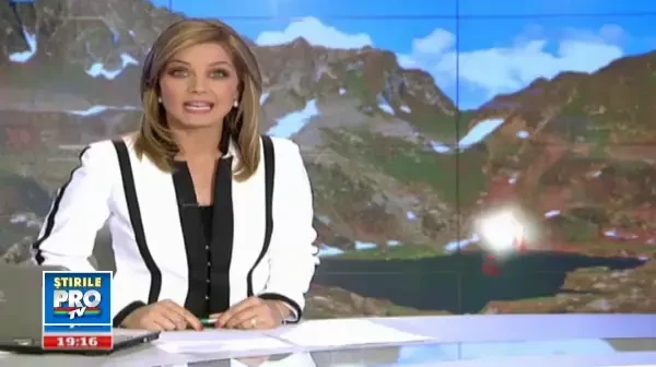 La extreme. In timp ce apa marii a ajuns la 25 de grade, turisti de la munte inghetau la 9 °C