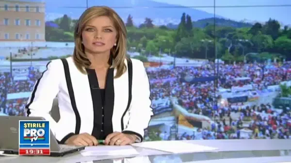 Grecia fierbe, FMI apasa capacul si mai tare. Atena, sub asediul protestelor