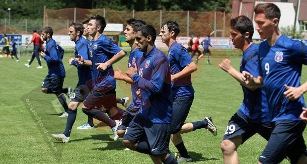 Steaua, intr-un nou sistem! Cum va arata echipa in 2011-2012, dupa plecarea lui Banel