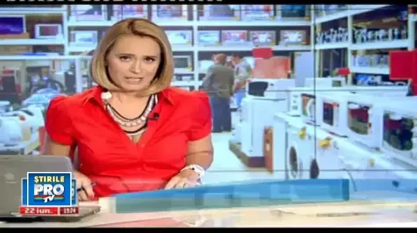 17.000 de uscatoare de par, retrase de pe piata. Pot lua foc daca sunt lasate in priza