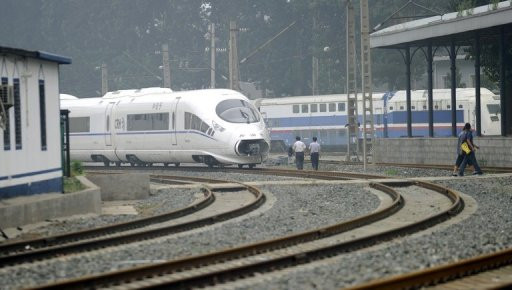 In China e mai eficient sa mergi cu trenul decat cu avionul. Lansarea super-liniei Beijing-Shanghai