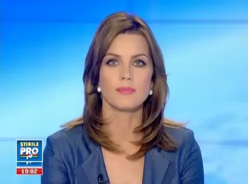 Furtunile au maturat litoralul. O macara s-a prabusit in portul Constanta. Cum va fi vremea maine