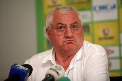 Dumitru Dragomir afirma ca mai multi tricolori au petrecut pana dimineata dupa infrangerea cu Olanda