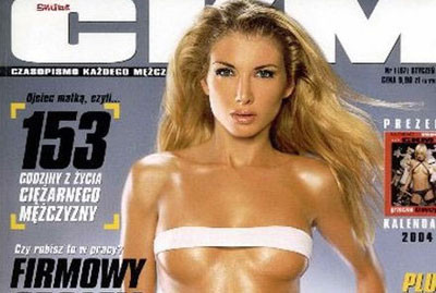 FOTO EA e cea mai sexy conducatoare de club! Primul obiectiv? Sa aduca fanii la stadion! Va reusi?