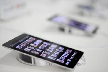 Actiunile Apple, in cadere libera. Cea mai slaba evolutie din ultimii trei ani. Ce-i trage in jos