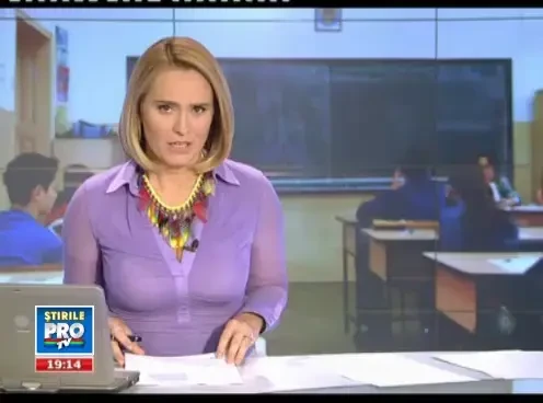 "Elevii sunt nevinovati". Parintii celor 111 copii eliminati intr-un singur liceu acuza profesorii