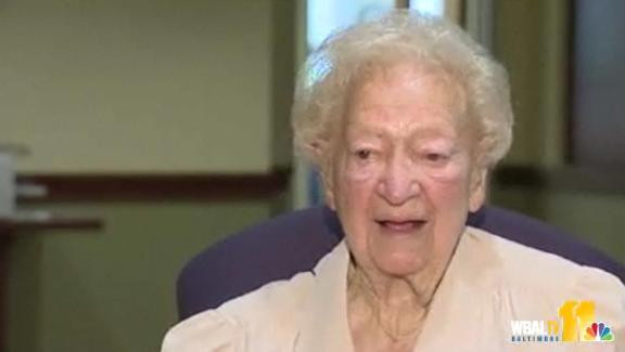 "Munca ma tine in viata". La 100 de ani nu vrea sa se retraga