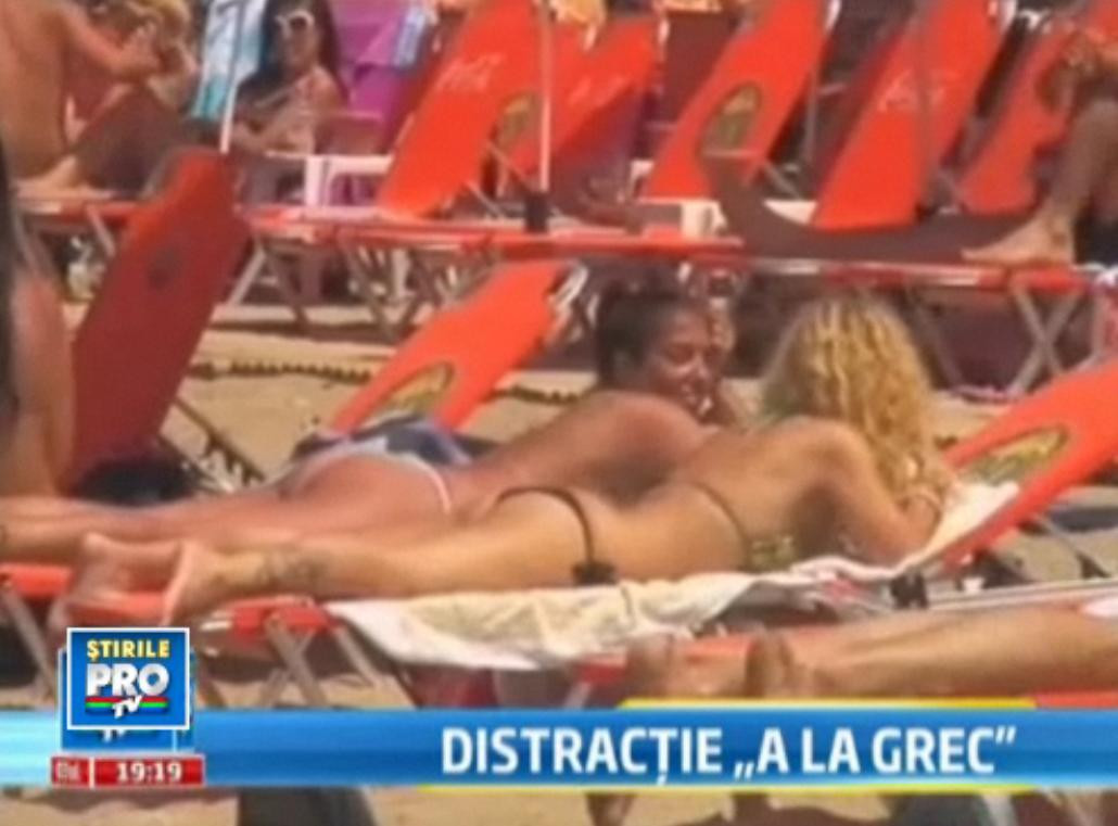 Turismul, colacul de salvare pentru Grecia. Un reportaj Stirile Pro TV de pe plajele de langa Atena