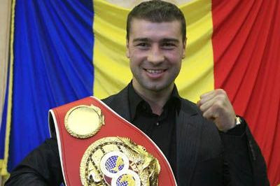 Mama lui Bute are emotii mari: Voi citi psalmi cu spatele la ring