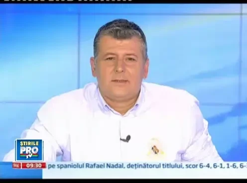 Record mondial in inima Parisului. A facut o saritura de 29 de metri cu rolele